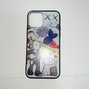 Off white X Kaws case